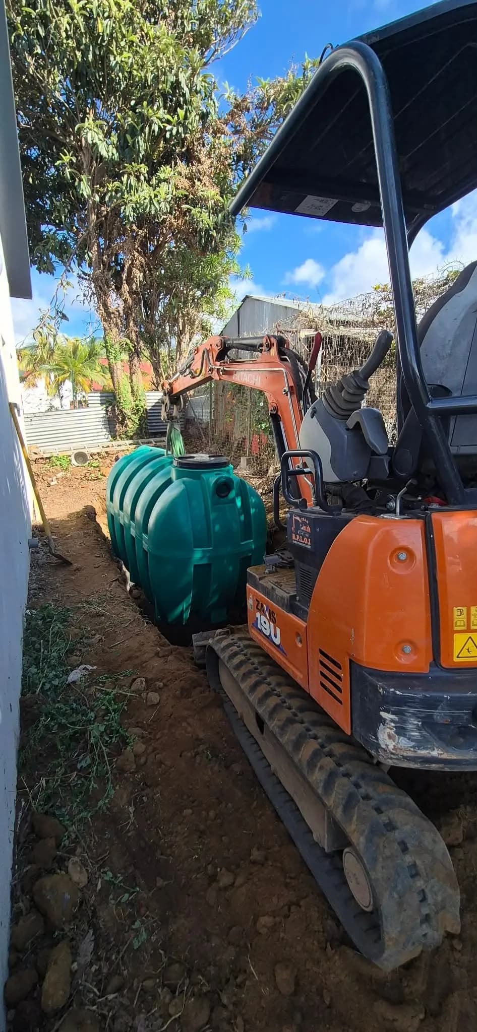 Pose de fosse septique par Tractoplaine